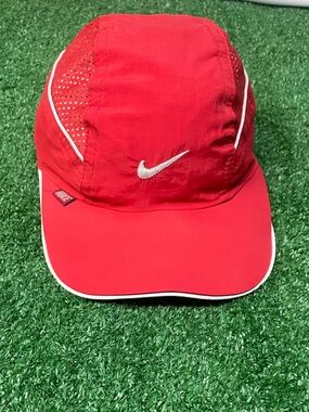 Nike Vintage Men's Red Running / Cycling Hat 7 3/8  Max Opening Adjustable Cap